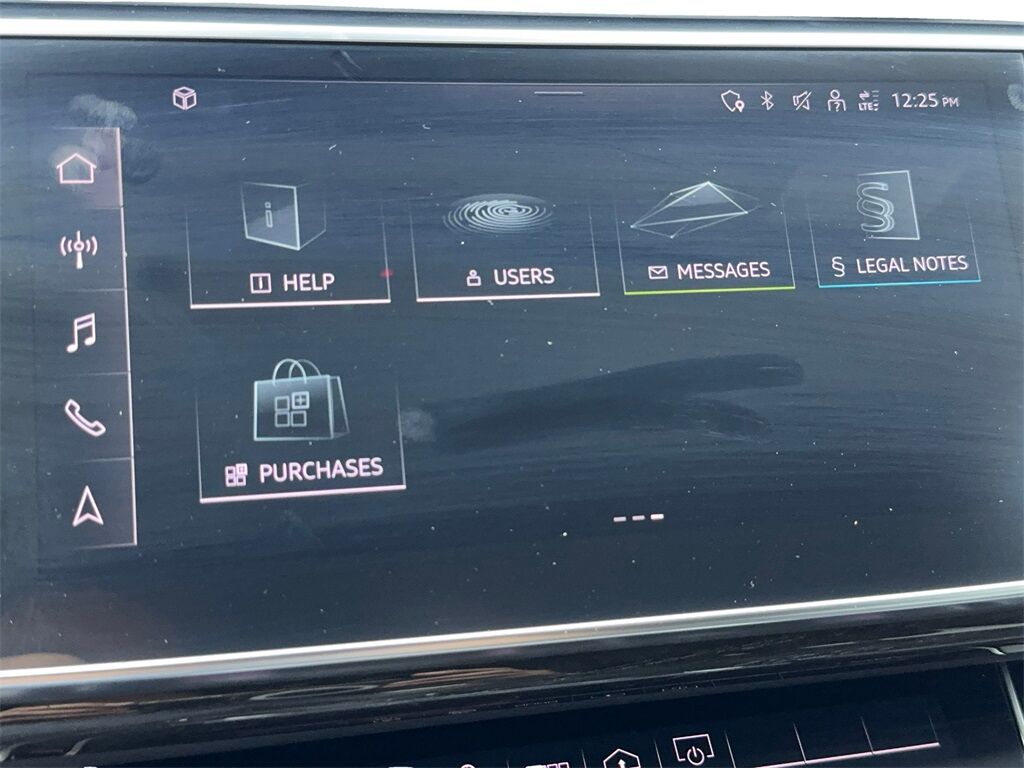 2022 Audi Q7 45 Premium Plus NAV,CAM,PANO,HTD STS,BLIND SPOT,3R Plano TX