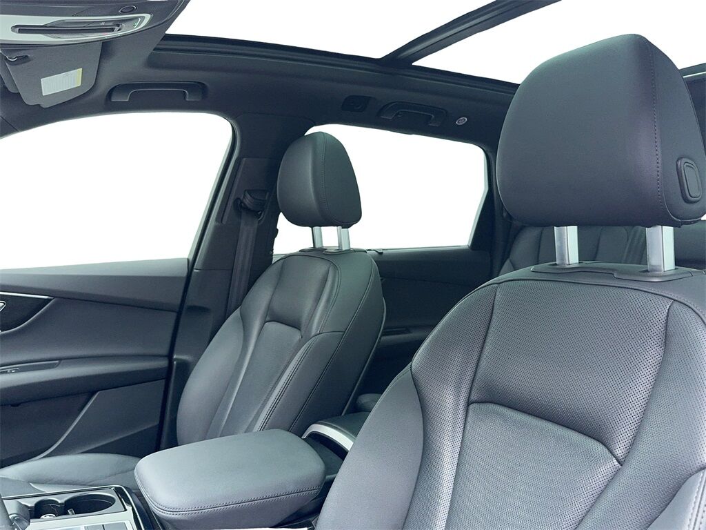 2022 Audi Q7 45 Premium Plus NAV,CAM,PANO,HTD STS,BLIND SPOT,3R Plano TX