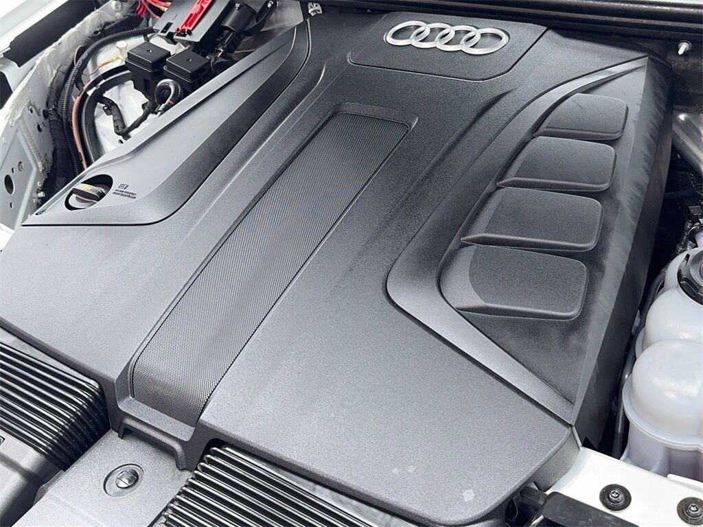 2022 Audi Q7 45 Premium Plus NAV,CAM,PANO,HTD STS,BLIND SPOT,3R Plano TX