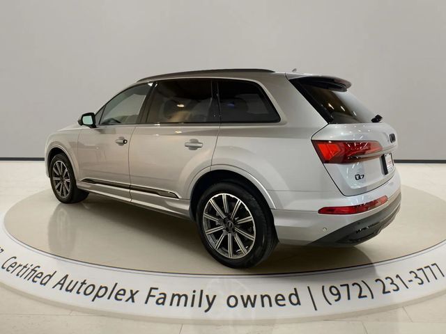 2022 Audi Q7 45 Premium Plus quattro