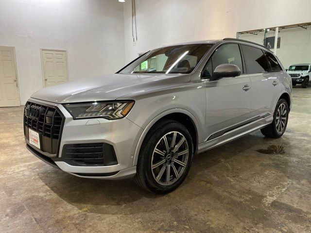 2022 Audi Q7 45 Premium Plus quattro