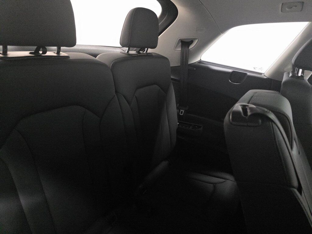 2022 Audi Q7 55 Premium photo 5
