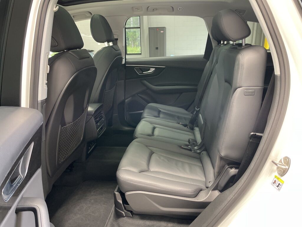 2022 Audi Q7 55 Premium Plus AWD 7 Passenger Minocqua WI
