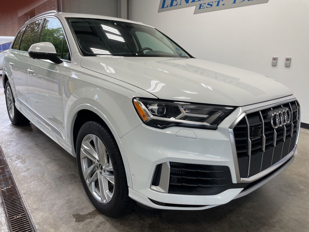 2022 Audi Q7 55 Premium Plus AWD 7 Passenger Minocqua WI