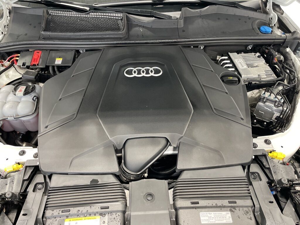 2022 Audi Q7 55 Premium Plus AWD 7 Passenger Minocqua WI