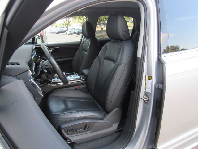 2022 Audi Q7 Premium 55 TFSI quattro Tiptronic Plano TX