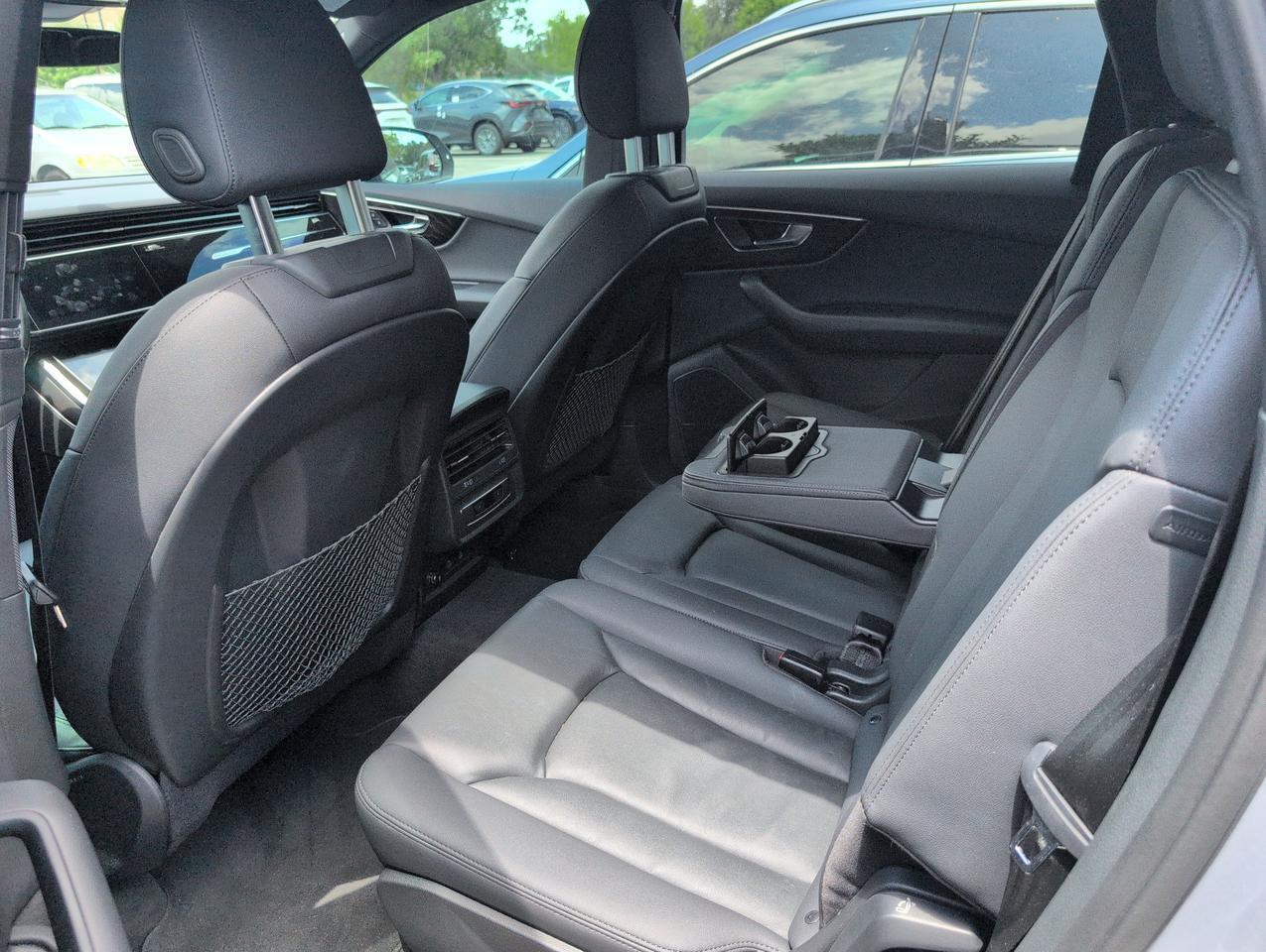 2022 Audi Q7 Premium Plus