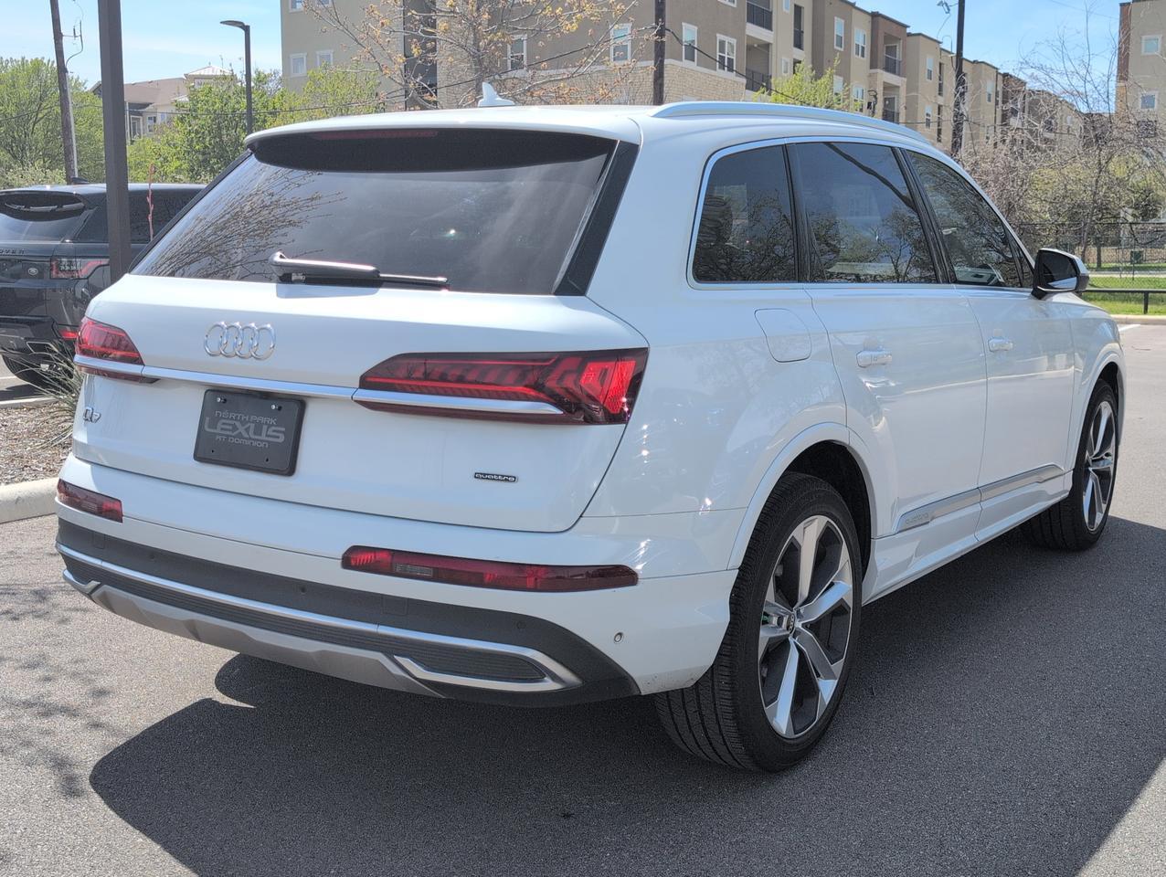2022 Audi Q7 Premium Plus
