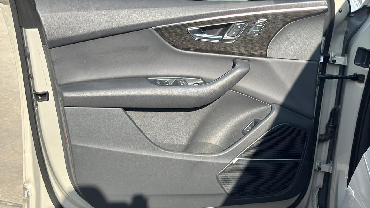 2022 Audi Q7 Premium Plus  Selma TX