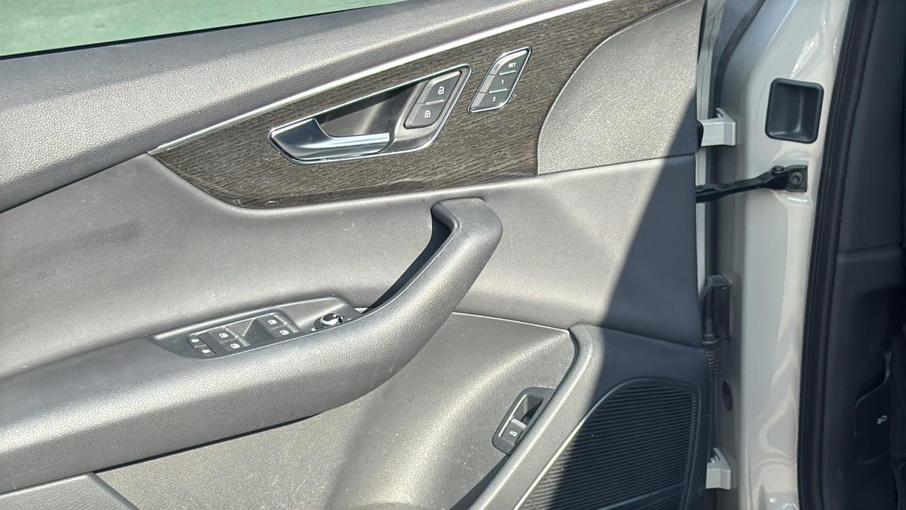 2022 Audi Q7 Premium Plus  Selma TX