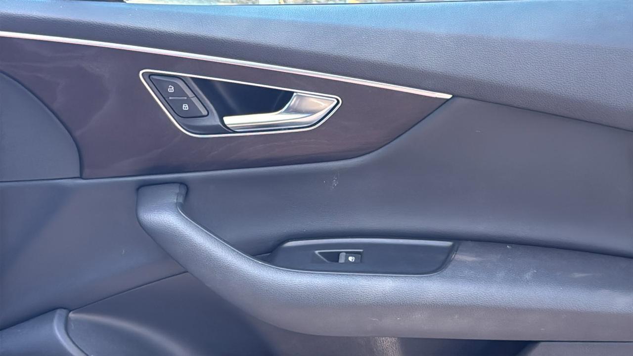 2022 Audi Q7 Premium Plus  Selma TX