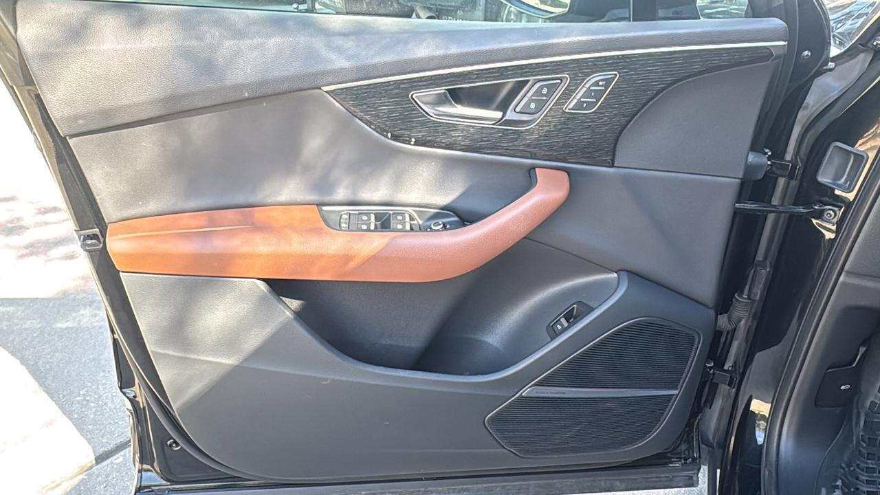 2022 Audi Q7 Premium Plus  Selma TX