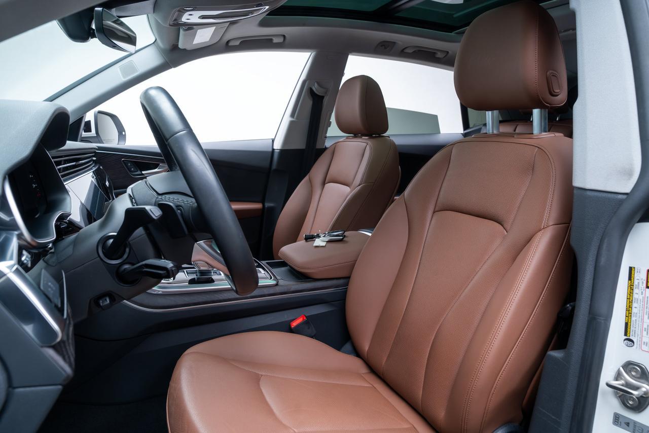 2022 Audi Q8 55 Premium Plus 1-Owner / Vented Seats / Bang &amp; Olufsen Audio Portland OR