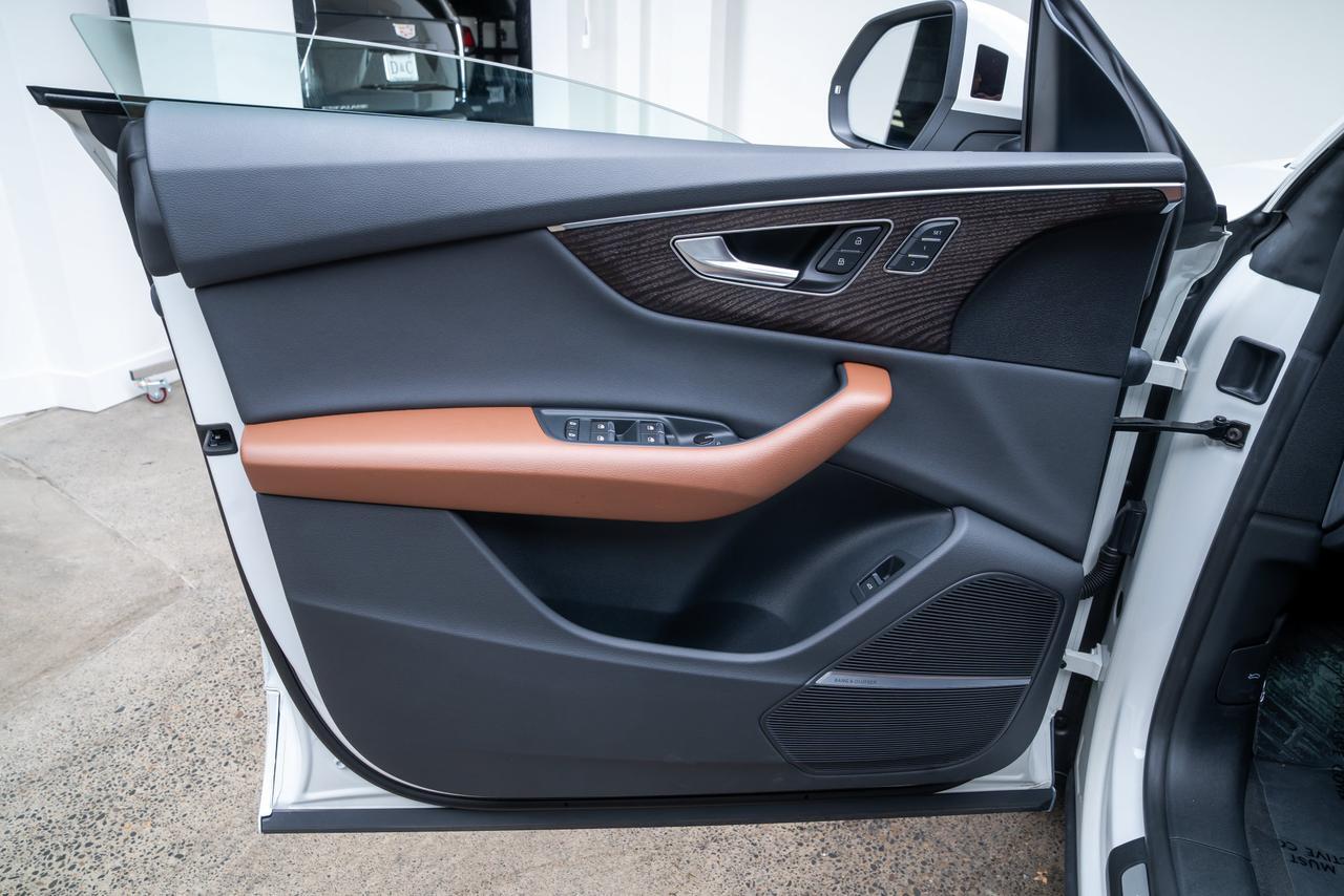 2022 Audi Q8 55 Premium Plus 1-Owner / Vented Seats / Bang &amp; Olufsen Audio Portland OR