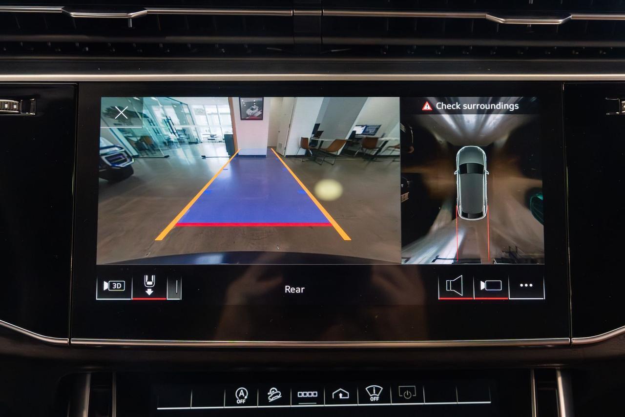2022 Audi Q8 55 Prestige Gladstone OR