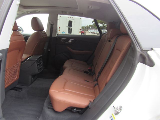 2022 Audi Q8 Premium 55 TFSI quattro Tiptronic Plano TX