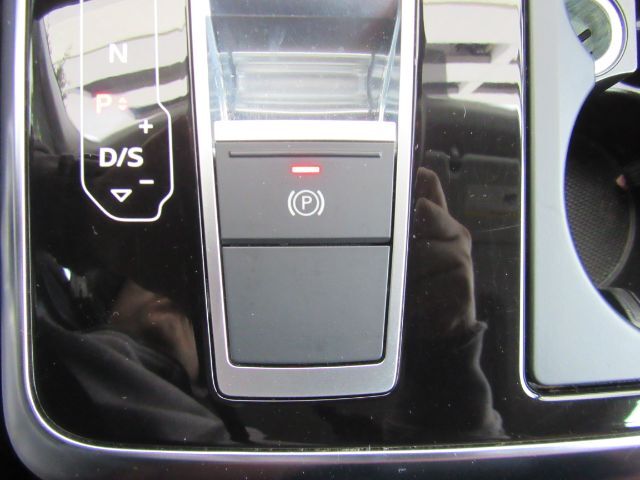 2022 Audi Q8 Premium 55 TFSI quattro Tiptronic Plano TX