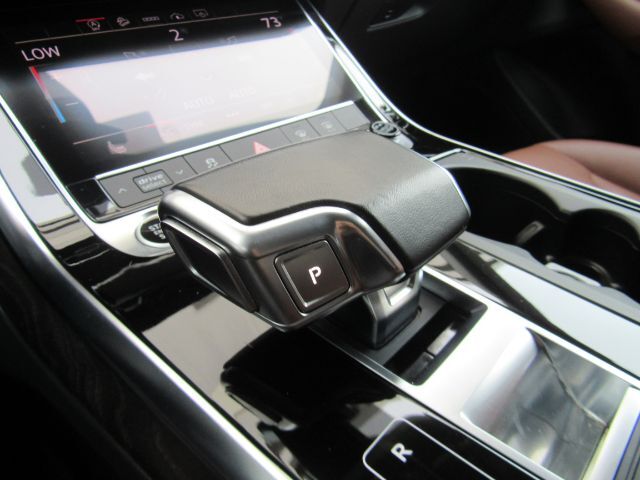 2022 Audi Q8 Premium 55 TFSI quattro Tiptronic Plano TX