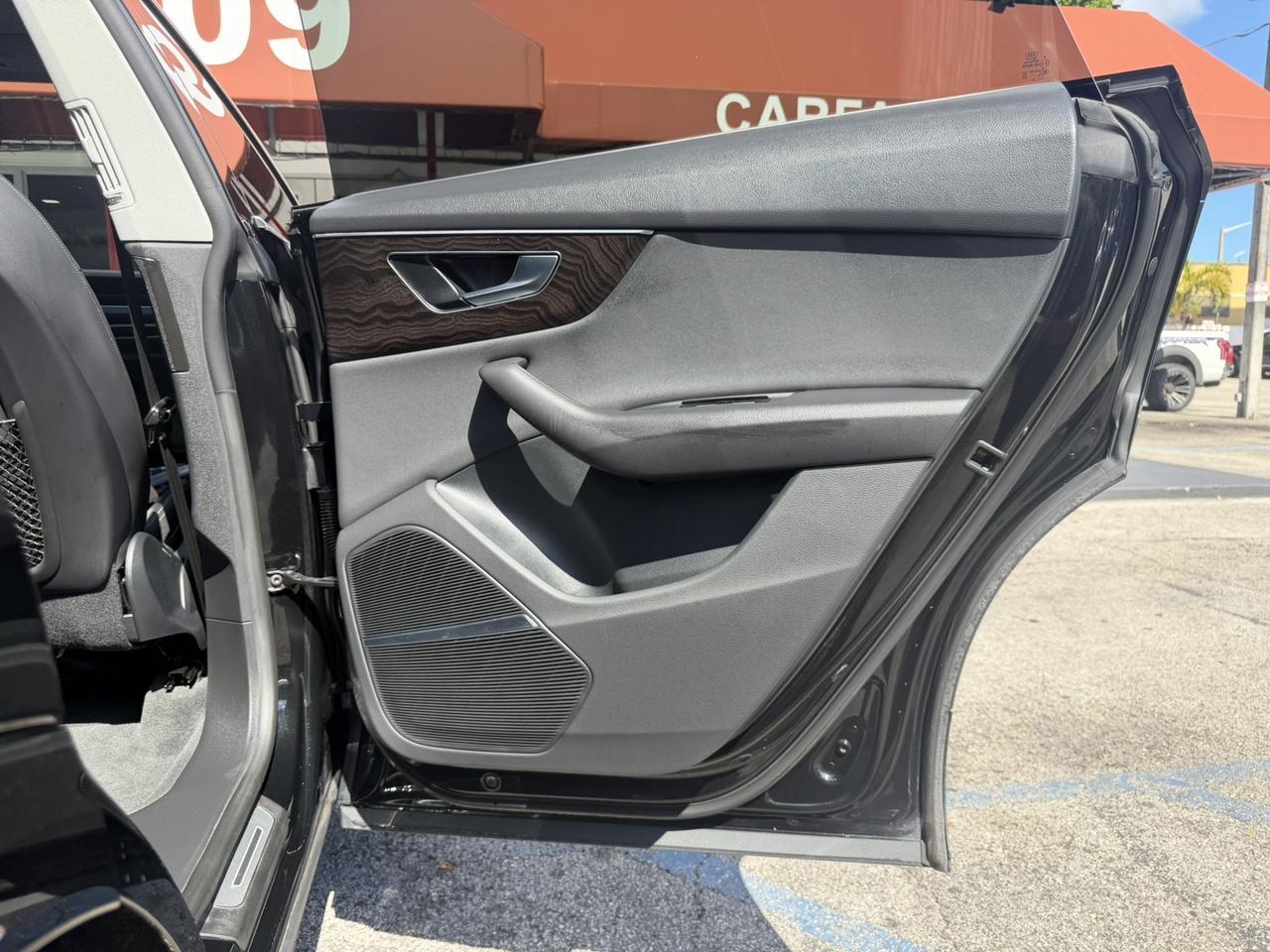 2022 Audi Q8 Premium Plus Hollywood FL