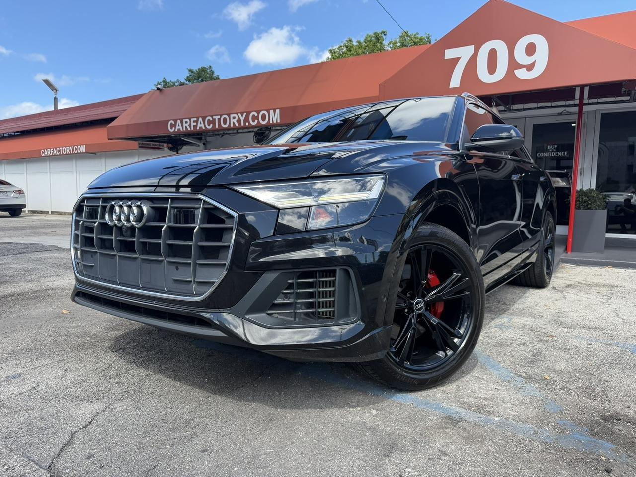 2022 Audi Q8 Premium Plus