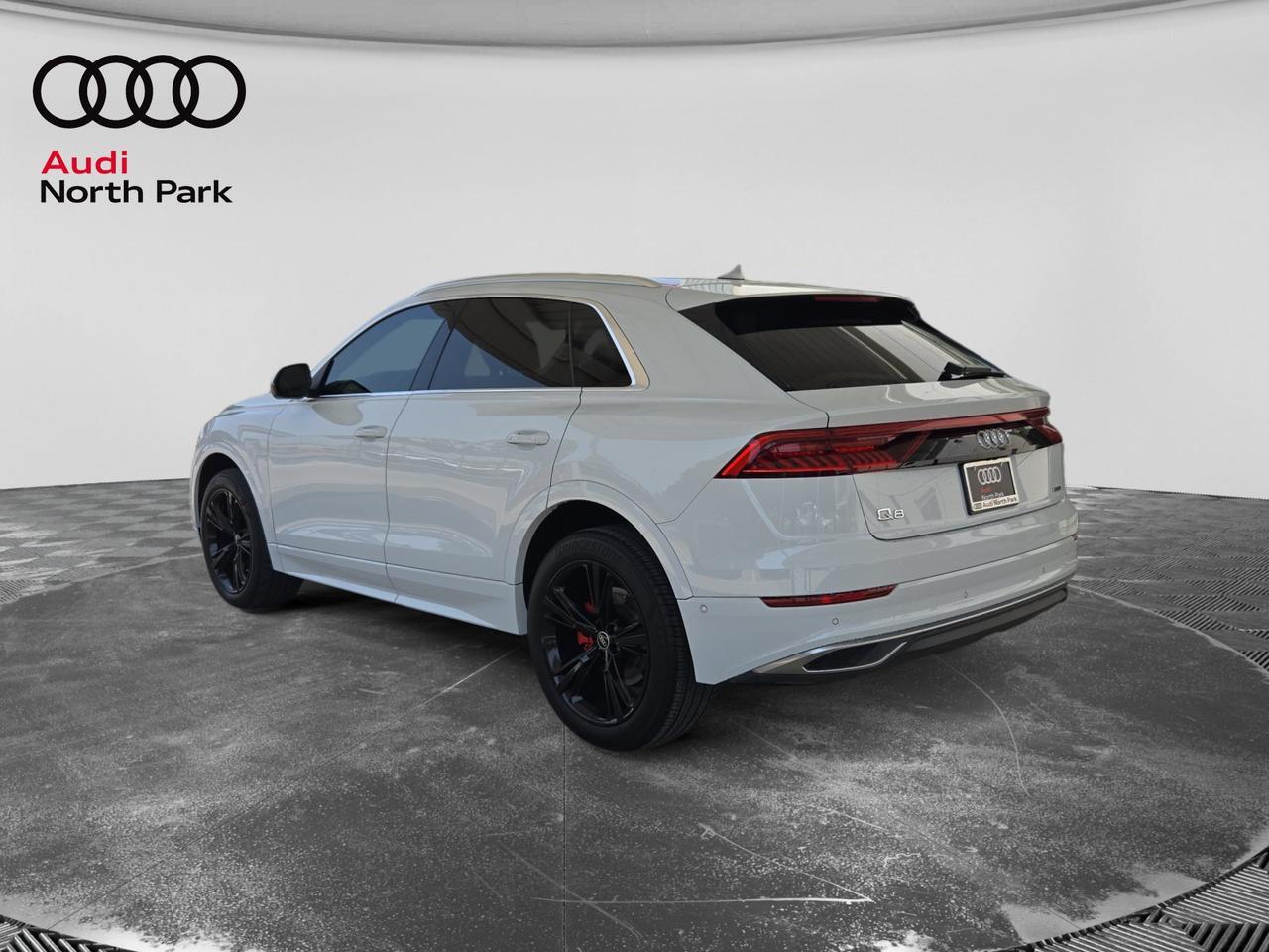 2022 Audi Q8 Premium Plus