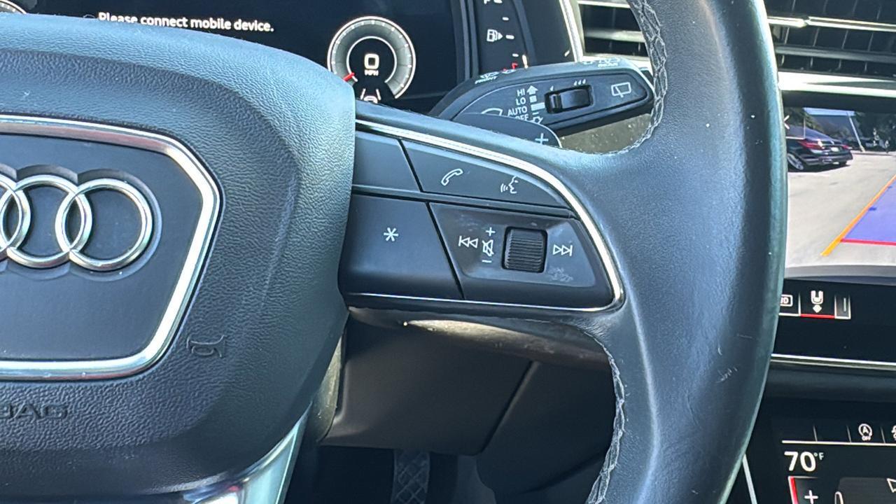 2022 Audi Q8 Premium Plus  Selma TX