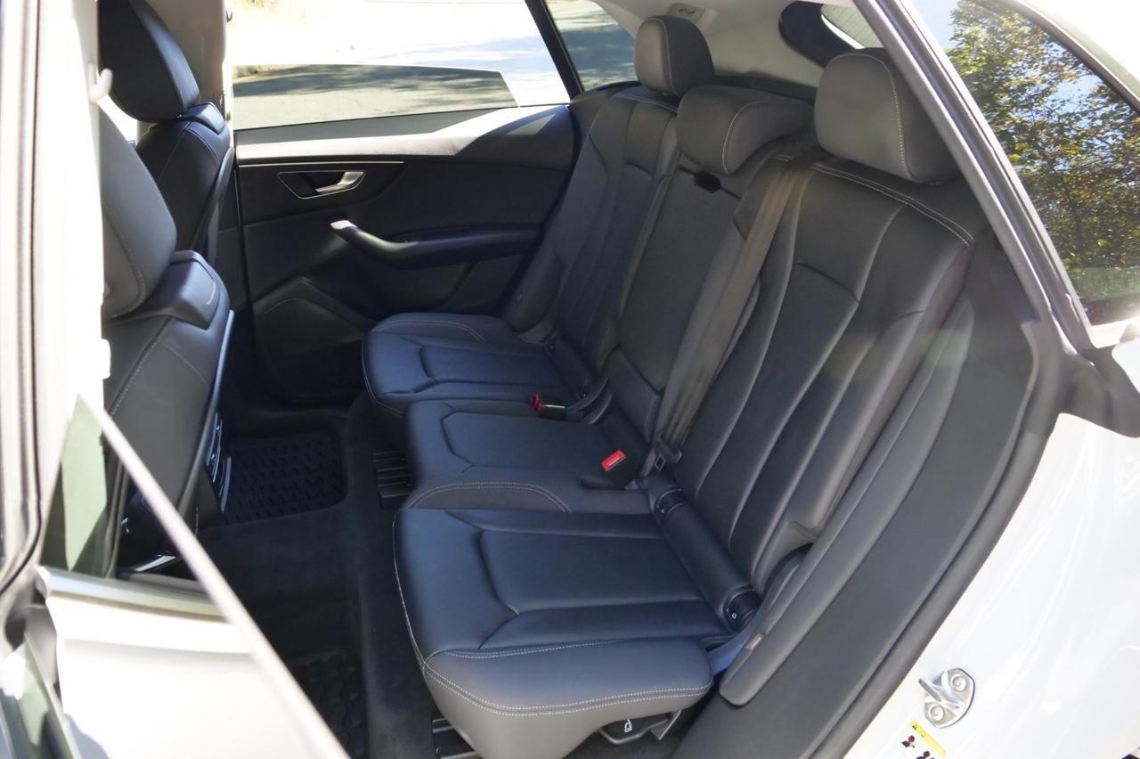 2022 Audi Q8 Premium Quattro / Convenience Package / PANO Sunroof! Lincolnton NC