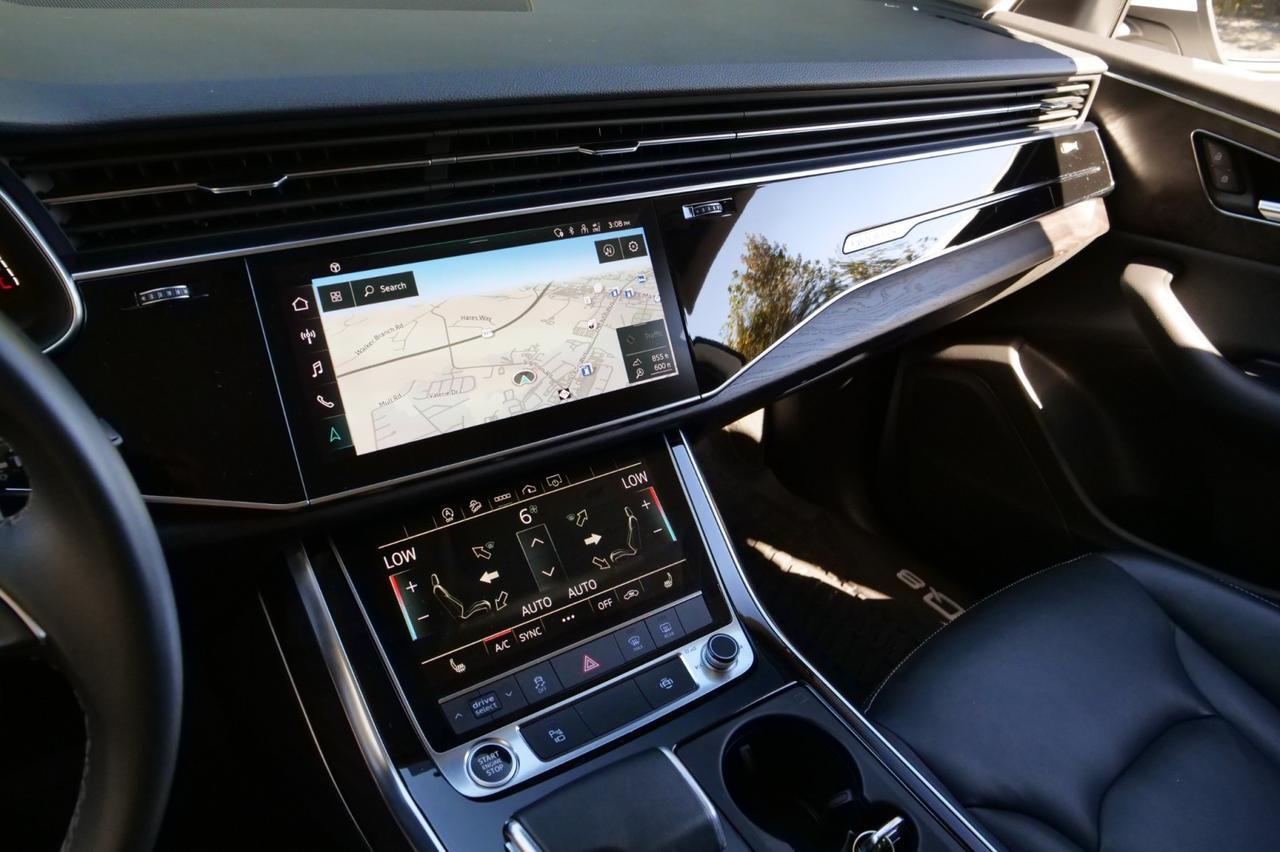 2022 Audi Q8 Premium Quattro / Convenience Package / PANO Sunroof! Lincolnton NC