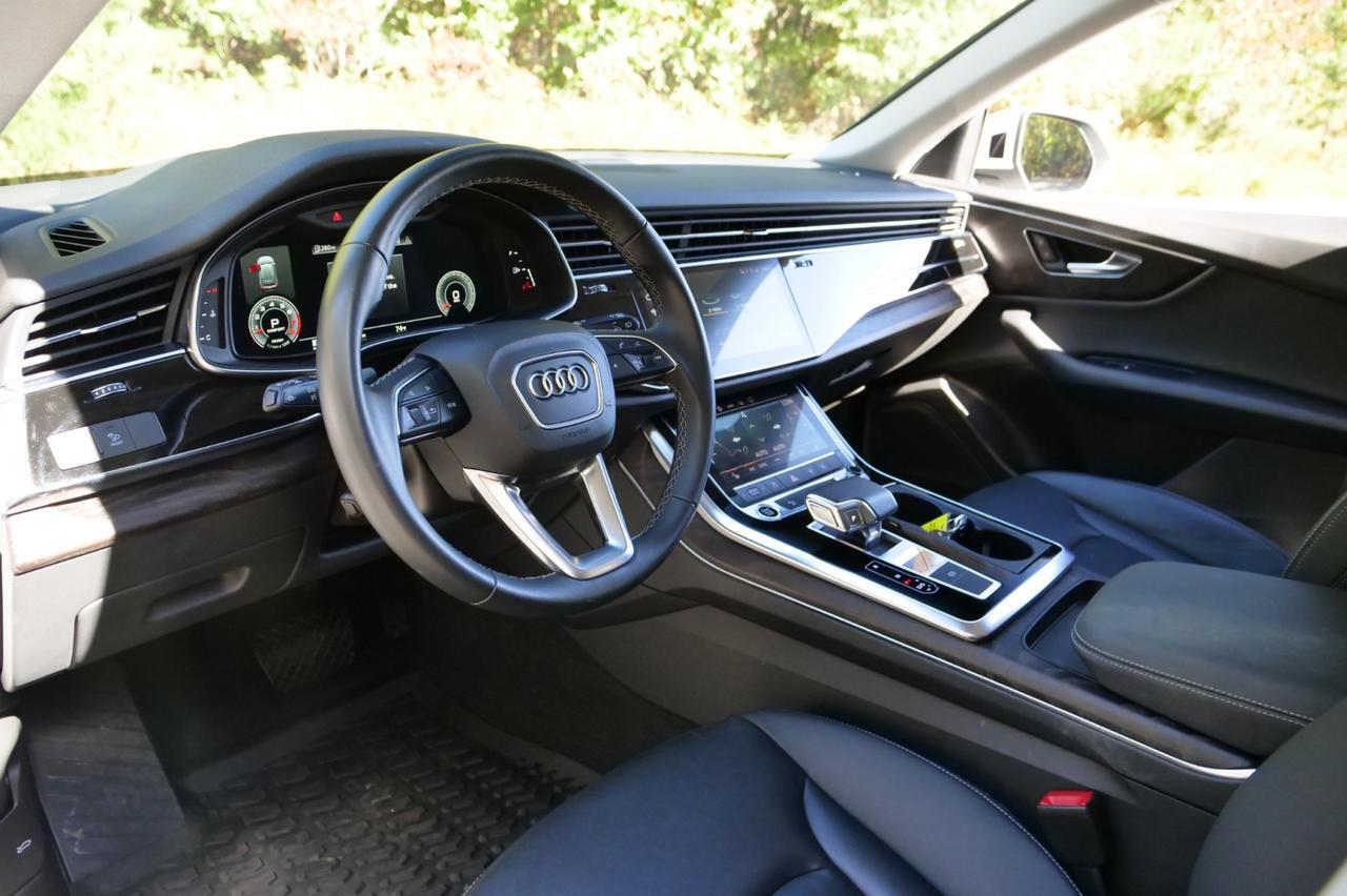 2022 Audi Q8 Premium Quattro / Convenience Package / PANO Sunroof! Lincolnton NC