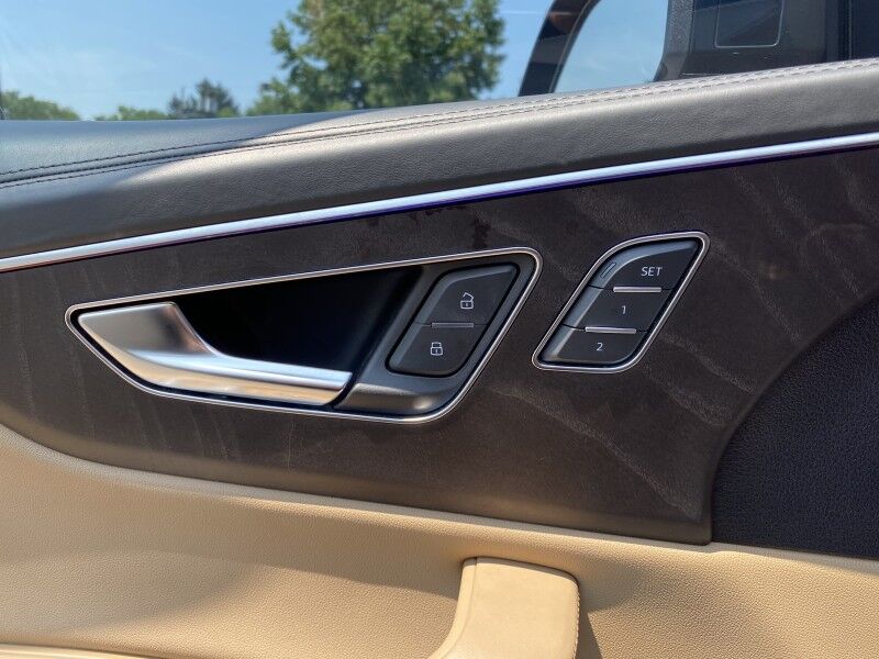 2022 Audi Q8 Prestige Bristol  PA