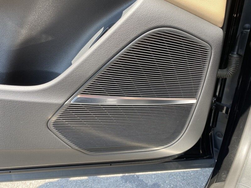 2022 Audi Q8 Prestige Bristol  PA