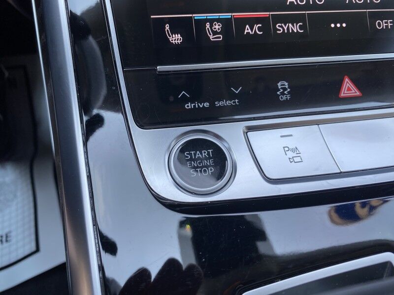 2022 Audi Q8 Prestige Bristol  PA