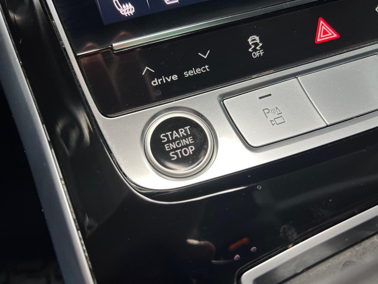 2022 Audi Q8 Prestige, S-Line Plus Pkg Houston TX