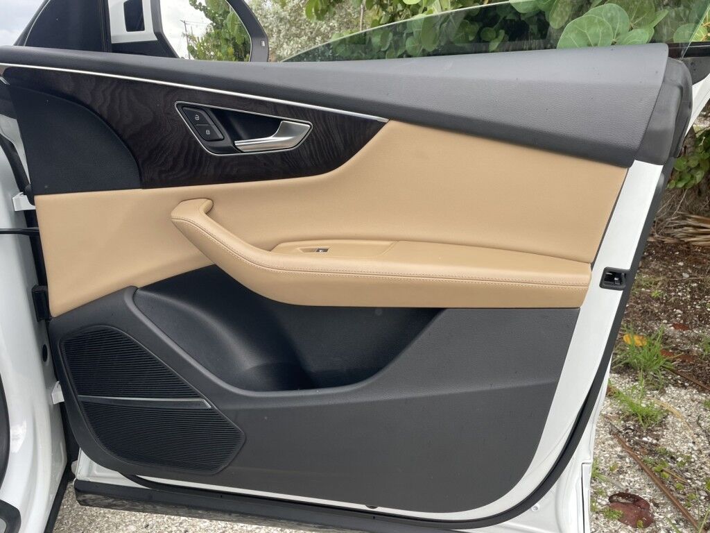 2022 Audi Q8 Prestige Sarasota FL