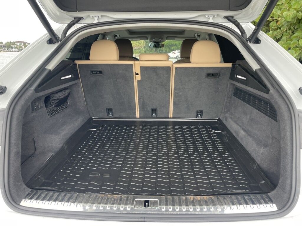 2022 Audi Q8 Prestige Sarasota FL