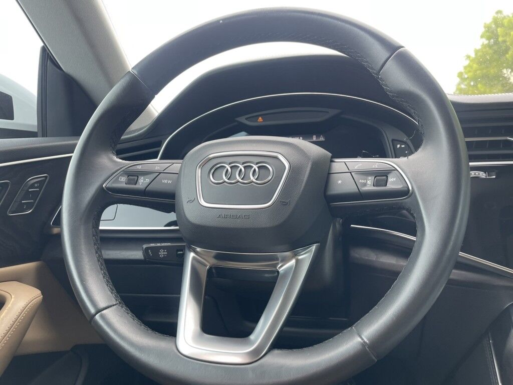 2022 Audi Q8 PRESTIGE~BUCKET SEATS~HEAD-UP DISPLAY~LEATHER SEATS~MOONROOF / SUNROOF~ONLINE FINANCE & SHIPPING AVAILABLE!!!!! Sarasota FL
