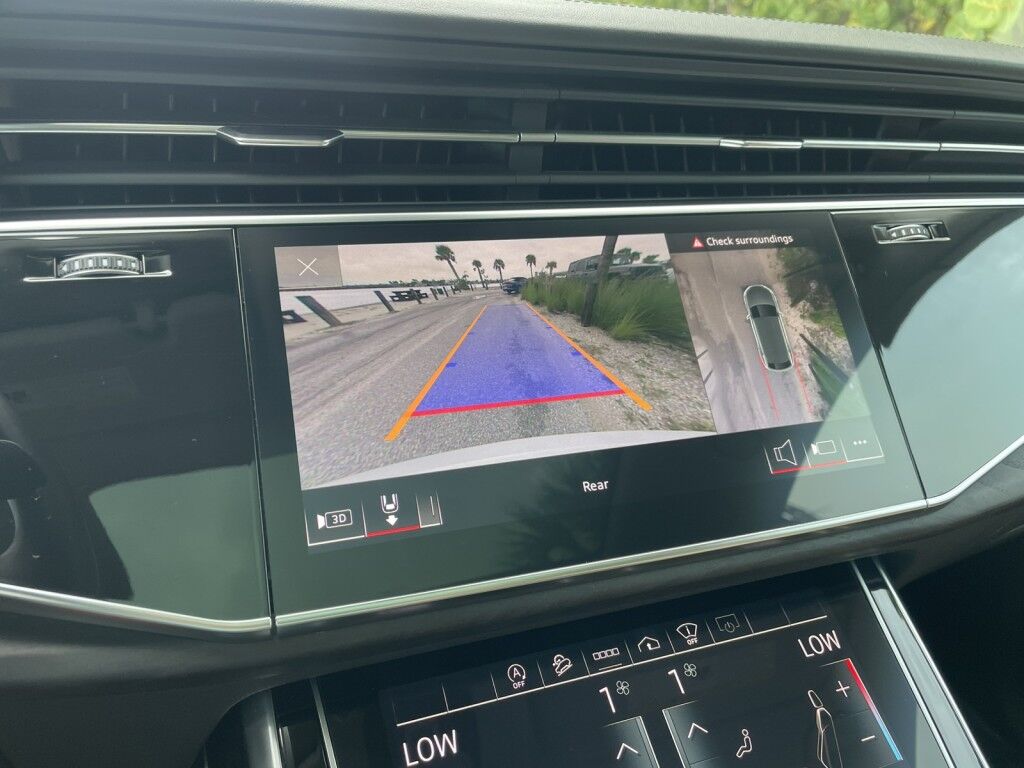 2022 Audi Q8 PRESTIGE~BUCKET SEATS~HEAD-UP DISPLAY~LEATHER SEATS~MOONROOF / SUNROOF~ONLINE FINANCE & SHIPPING AVAILABLE!!!!! Sarasota FL