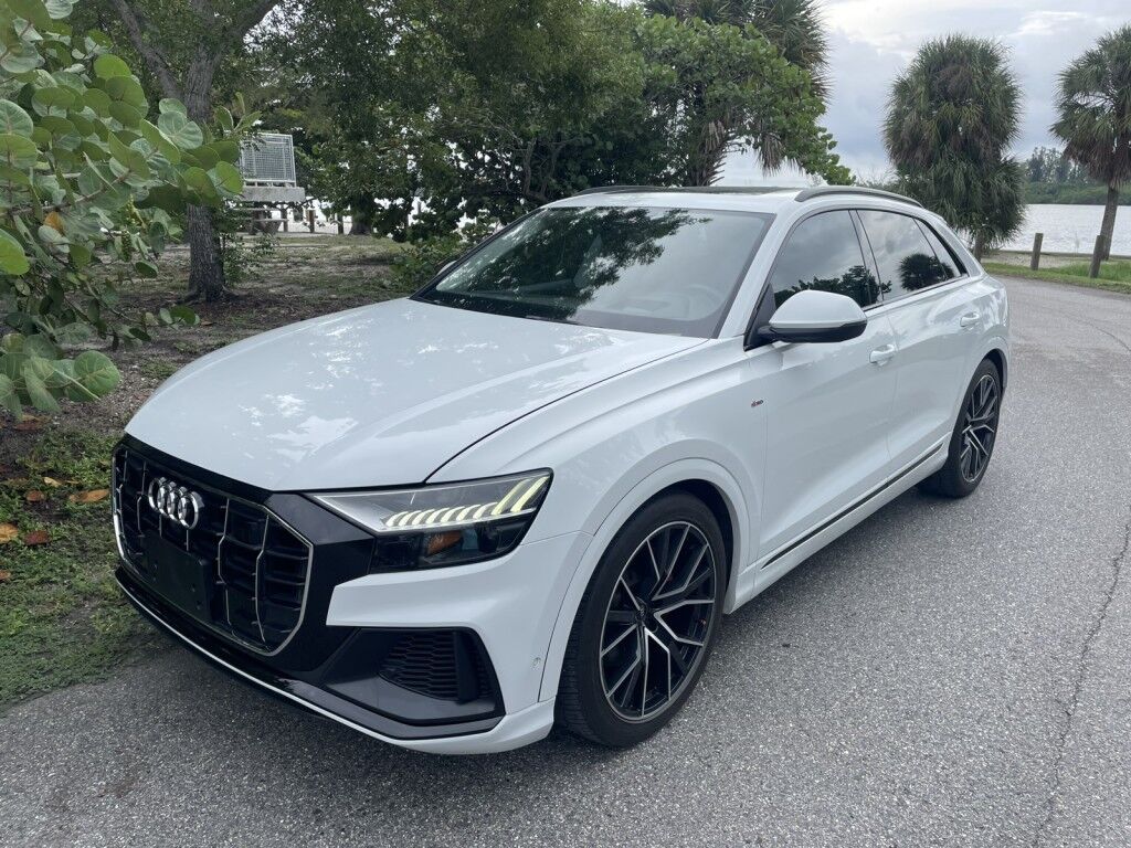 2022 Audi Q8 PRESTIGE~BUCKET SEATS~HEAD-UP DISPLAY~LEATHER SEATS~MOONROOF / SUNROOF~ONLINE FINANCE & SHIPPING AVAILABLE!!!!! Sarasota FL