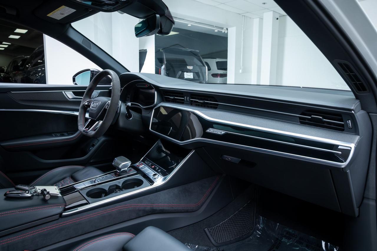 2022 Audi RS 6 4.2 Executive Package Black Optic Package Driver Assis Portland OR