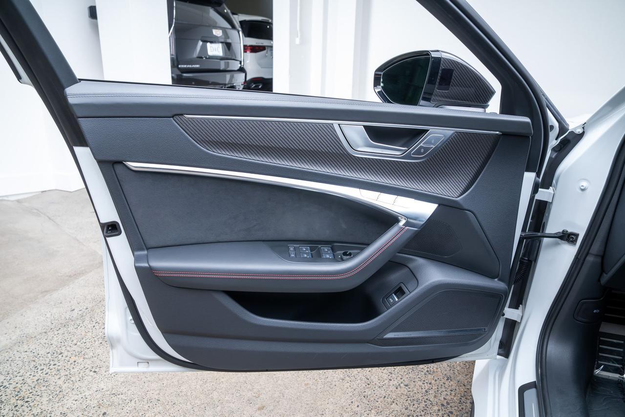 2022 Audi RS 6 4.2 Executive Package Black Optic Package Driver Assis Portland OR