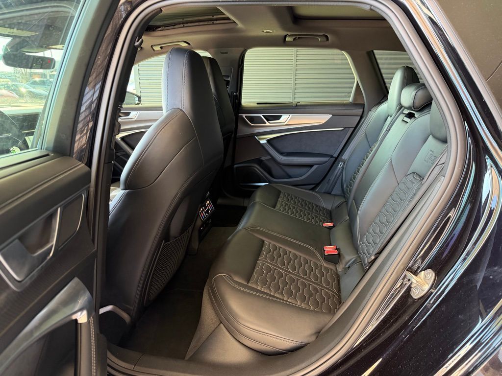 2022 Audi RS 6 4.2 Orange MA