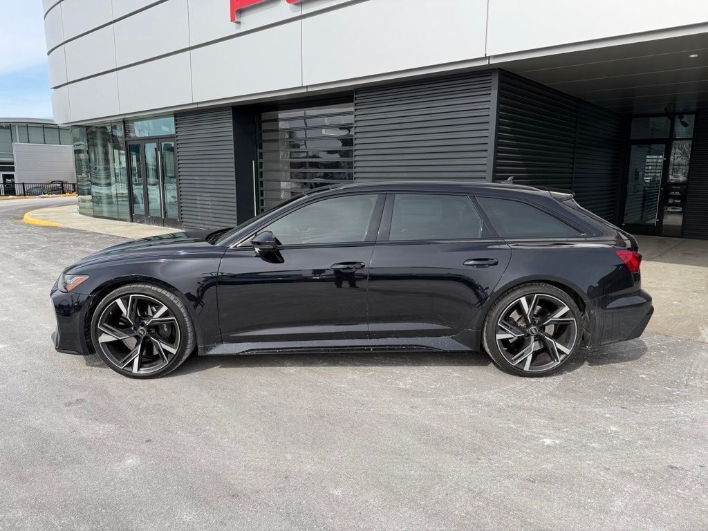 2022 Audi RS 6 4.2