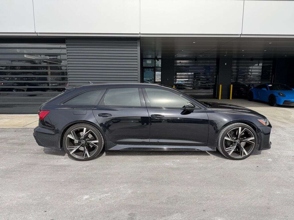2022 Audi RS 6 4.2 Orange MA