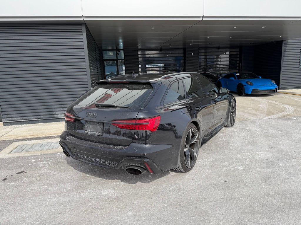 2022 Audi RS 6 4.2 Orange MA