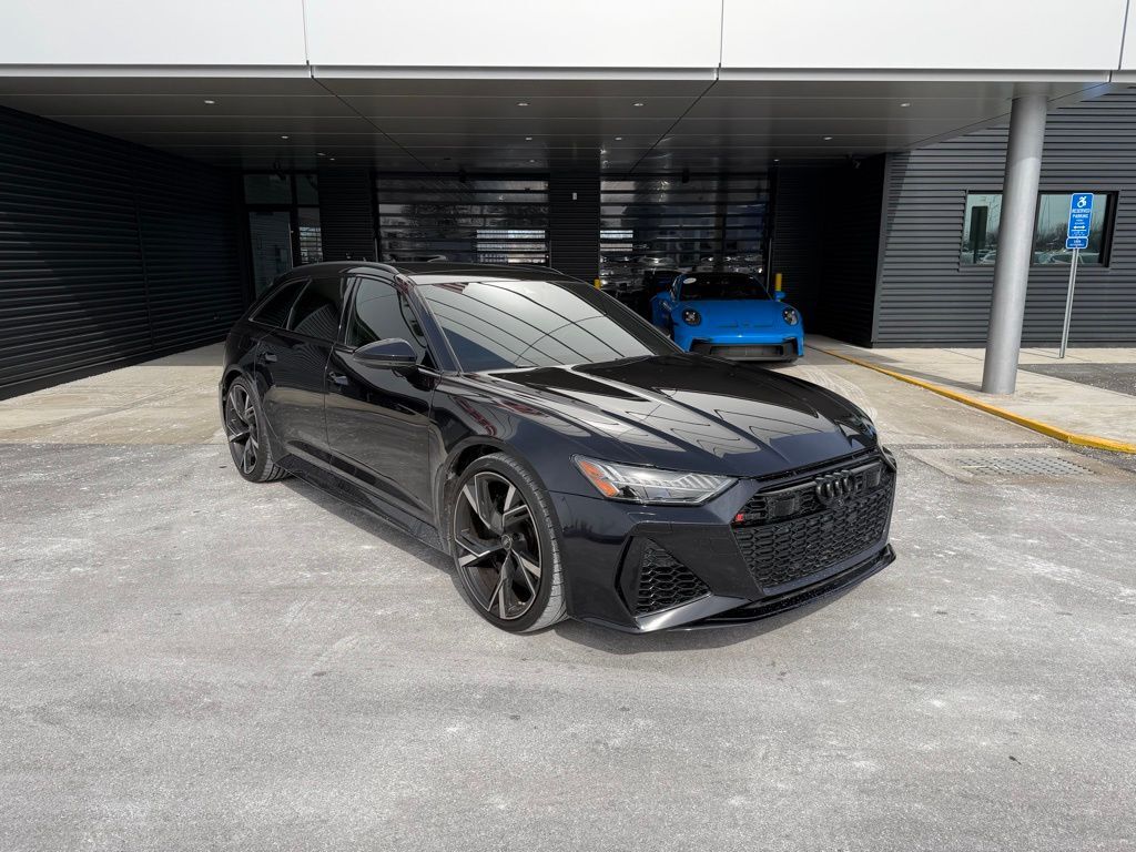 2022 Audi RS 6 4.2 Orange MA