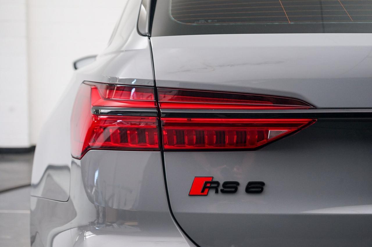 2022 Audi RS 6 Avant Newport Beach CA