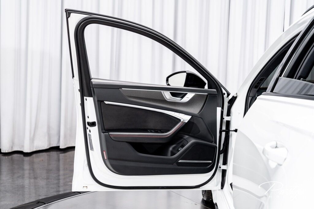 2022 Audi RS 6 Avant North Miami Beach FL