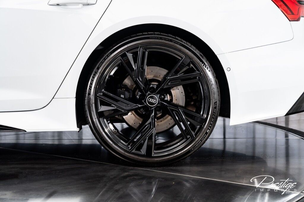 2022 Audi RS 6 Avant North Miami Beach FL