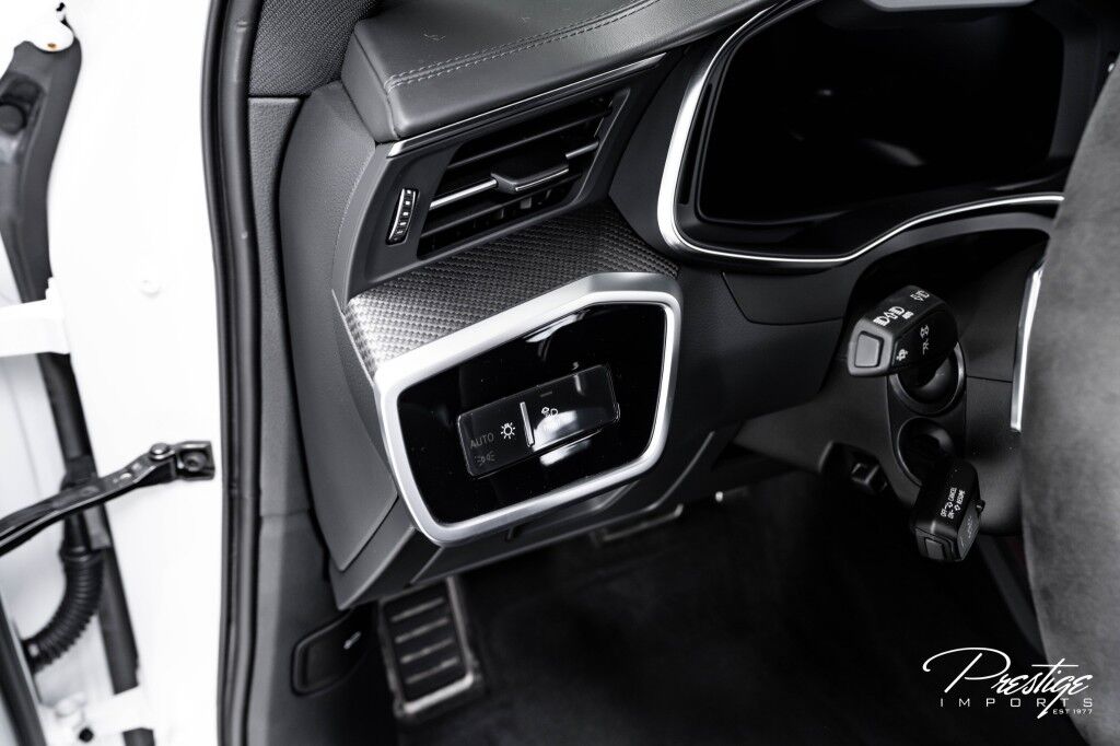 2022 Audi RS 6 Avant North Miami Beach FL