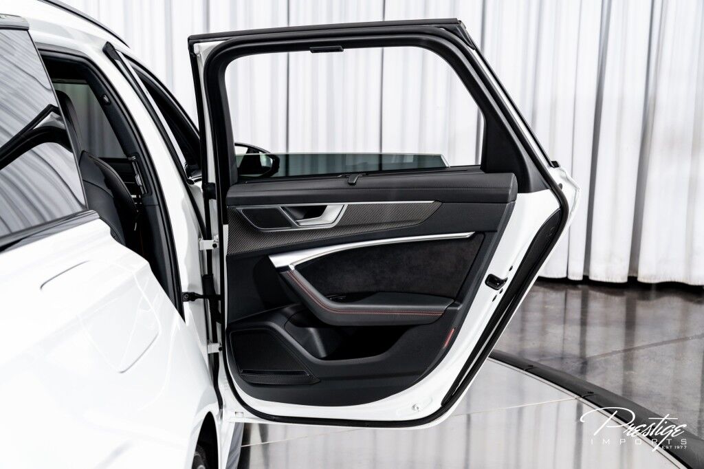 2022 Audi RS 6 Avant North Miami Beach FL